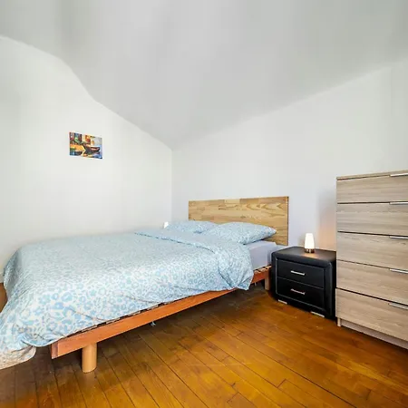 Lescapade Blue And Yellow 10min To Paris Appartement